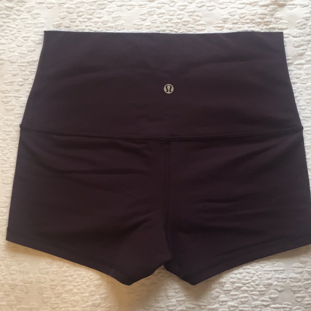 Lululemon Boogie Short Roll Down 2"